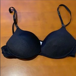Women’s 36C Never Naked black push-up bra